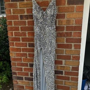 Dress with small train